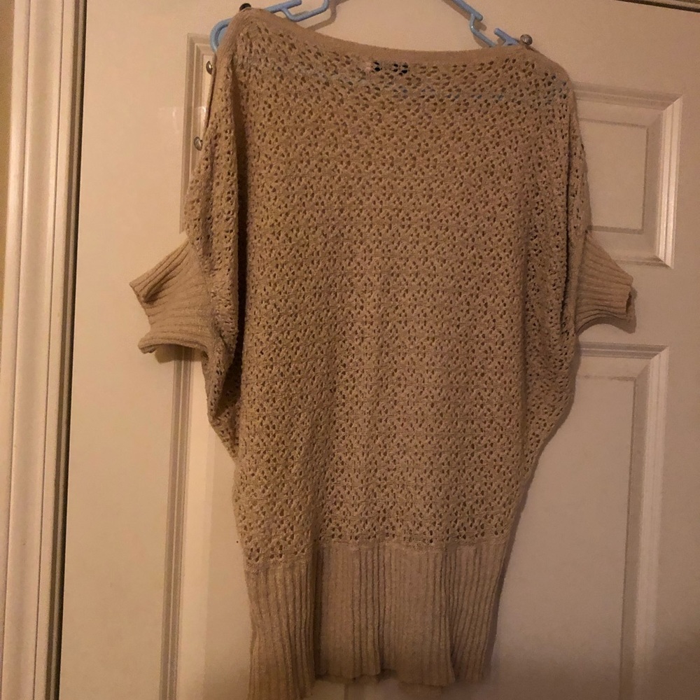 Knit sweater